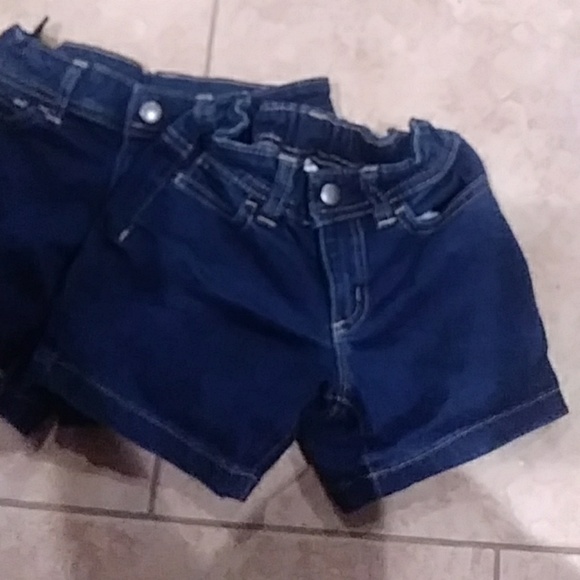 Kids shorts size 6 - Picture 3 of 4